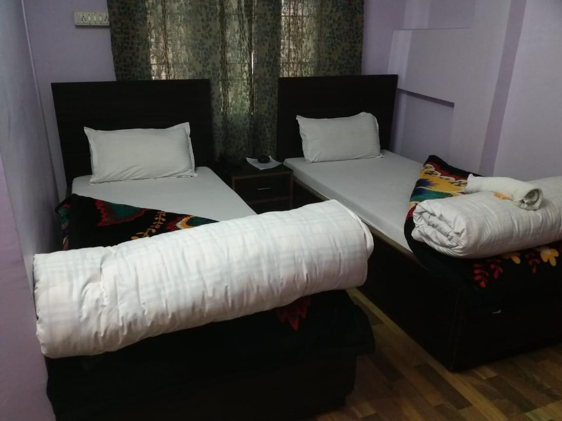 Vamoose Buddha Hotel Tawang Eksteriør billede